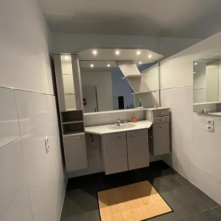 Ferienwohnung Lion Apartment Krummhoern